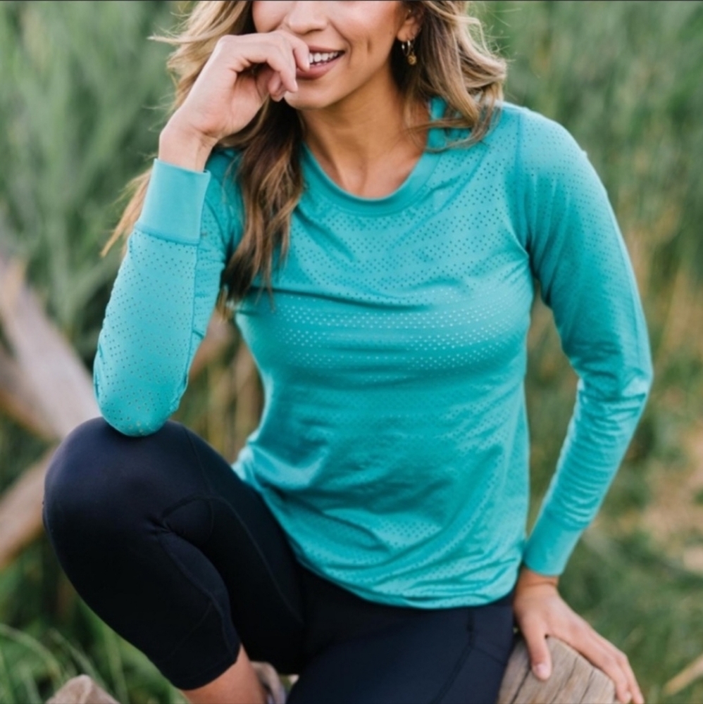 Zyia Active Teal Cool long sleeve size Medium